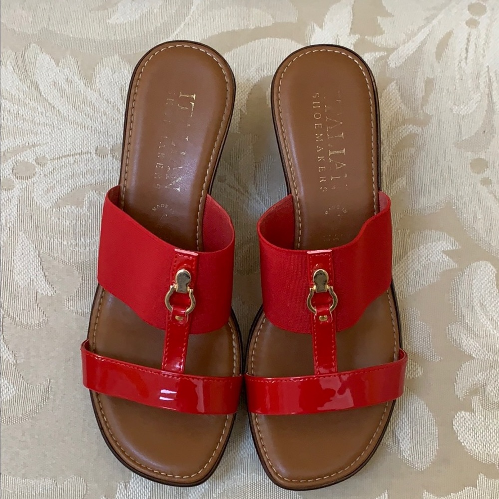 Women’s Red Sandals
